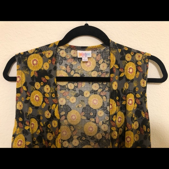 Lularoe Joy vest, size large. - Picture 3 of 6